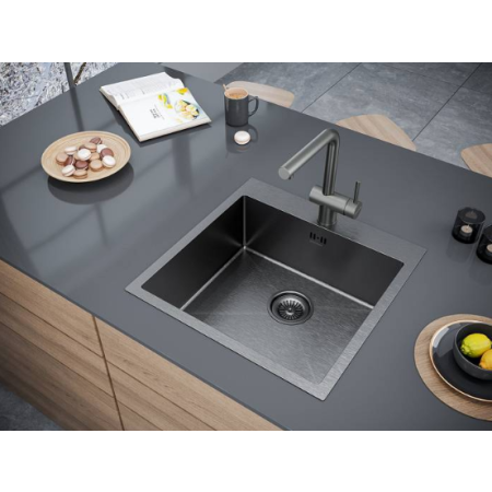 Врезная мойка Paulmark KRONER51 вороненая сталь