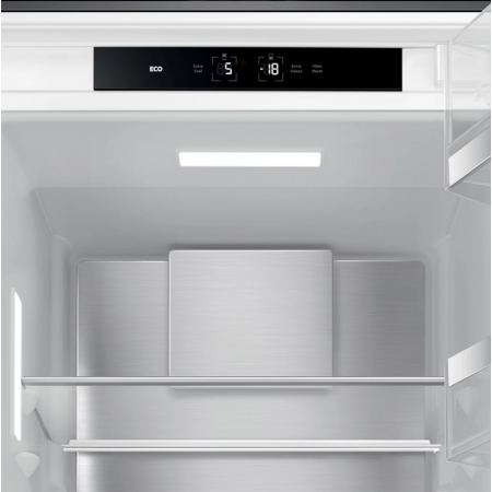 Встраиваемый холодильник SMEG C9174TN5D1