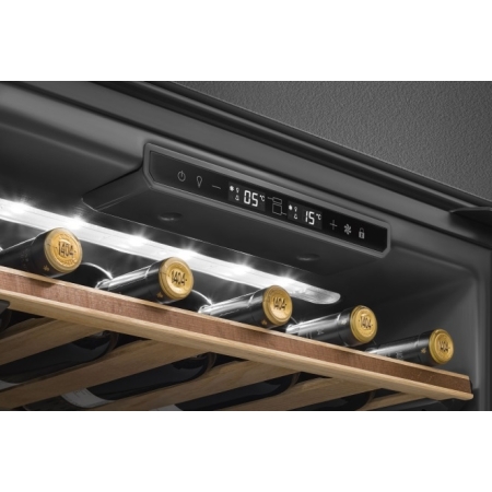Встраиваемый в колонну винный холодильник SMEG CVI129B3E