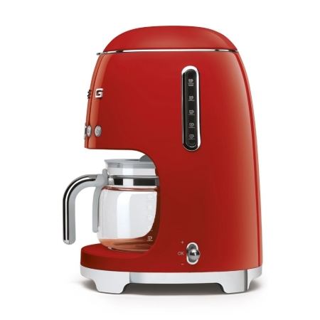 Кофеварка капельная SMEG DCF02RDEU